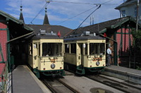 Wagen 6 und 8 in der Talstation