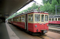 ABe 4/4 Nr.44 fährt in Herisau nach Gossau ab