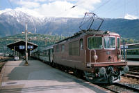 IC 828 (Brig-Basel) mit Re 4/4 163 in Brig