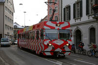 Gut zielen muss der Triebfahrzeugführer am Holdertor.