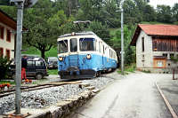 ABDe 8/8 Nr. 4004 am Tunnel bei Montbovon