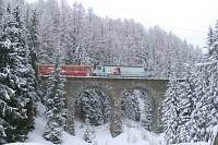 Ge 4/4 III 645 mit RE 1141 auf dem Clix-Viadukt