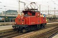 Ee 3/3 Nr. 16439 hat in Zürich Hbf Rangierdienst