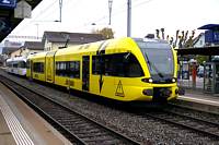 RABe 526 707 mit Werbung für Radio Top in St. Margarethen