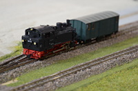 Team 750 Dortmund, 99 716 mit Güterwagen