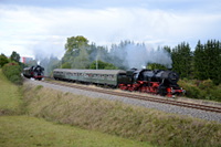 Parallelfahrt von 50 2988 und 01 519