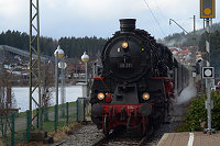 58 311fährt in Schluchsee ein