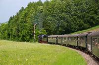 Bergan fährt die Lok nun richtigrum. Hier passieren wir gerade das Einfahrtsignal von Fützen.