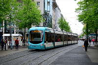 Nicht mit Werbung verziert ist Wagen Nr. 5710