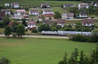 IC 2387 (Stuttgart-Singen) mit einer 146.5 bei Epfendorf
