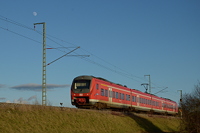 440 030 mit Mond bei Altingen