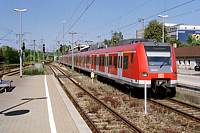 420 031 bei der Ausfahrt aus Böblingen