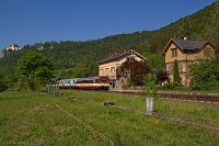 Der Naturparkexpress mit VT 41 und 42 in Hausen im Tal