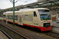 VT 250, der "Baden-Württemberg-Express", steht in Rottweil am Bahnsteig