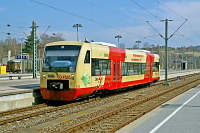 VT 233 erreicht den Bahnhof Rottweil